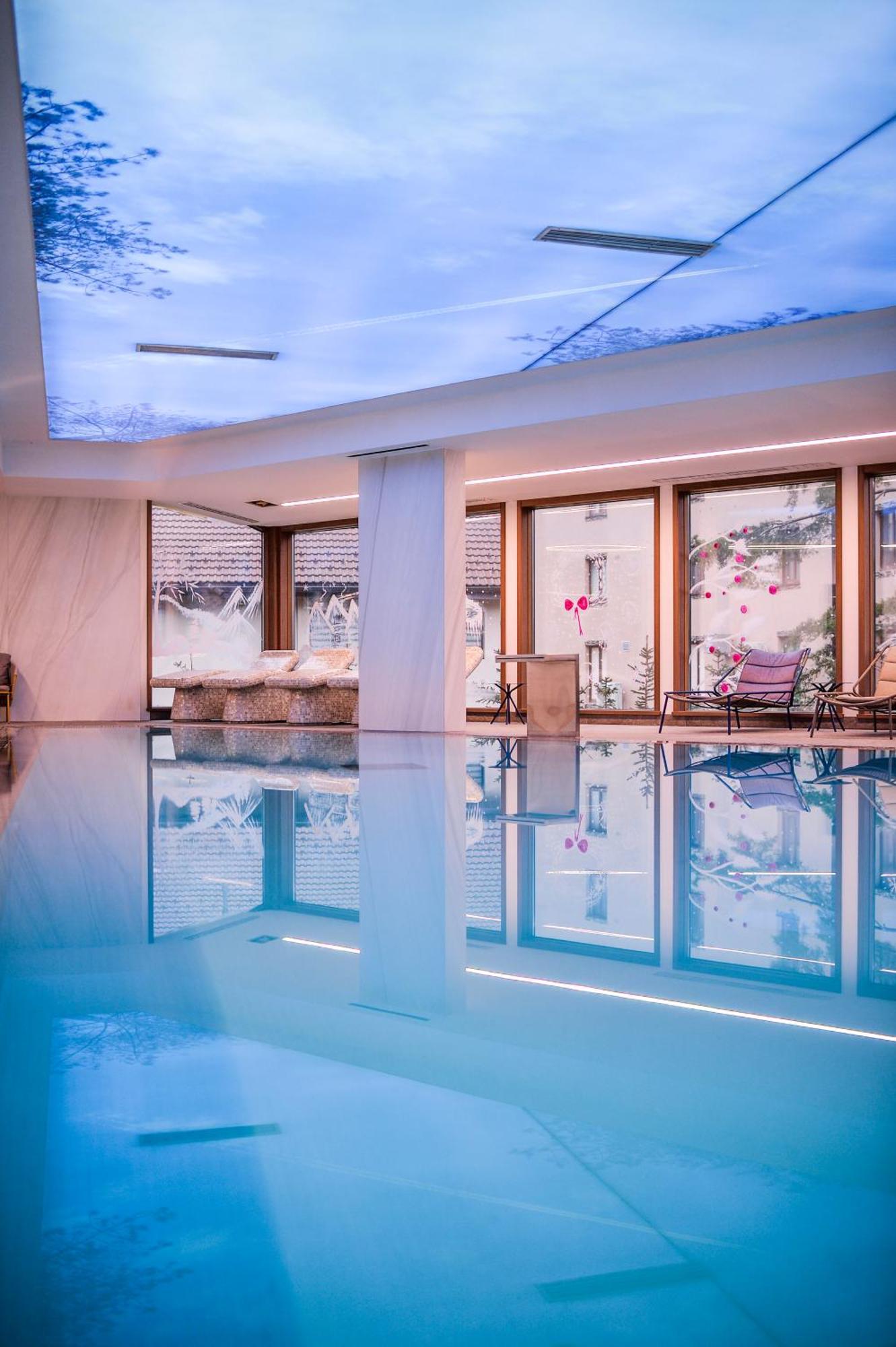 זלאטיבור Vila Borova Wellness&Spa Resort מראה חיצוני תמונה